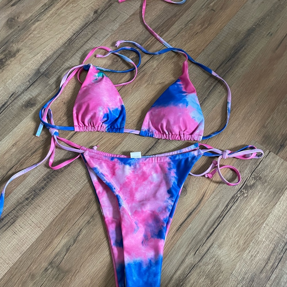 Bikini